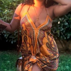 GOLD Classique Boho Scarf Paisley Open Back
Dress OS